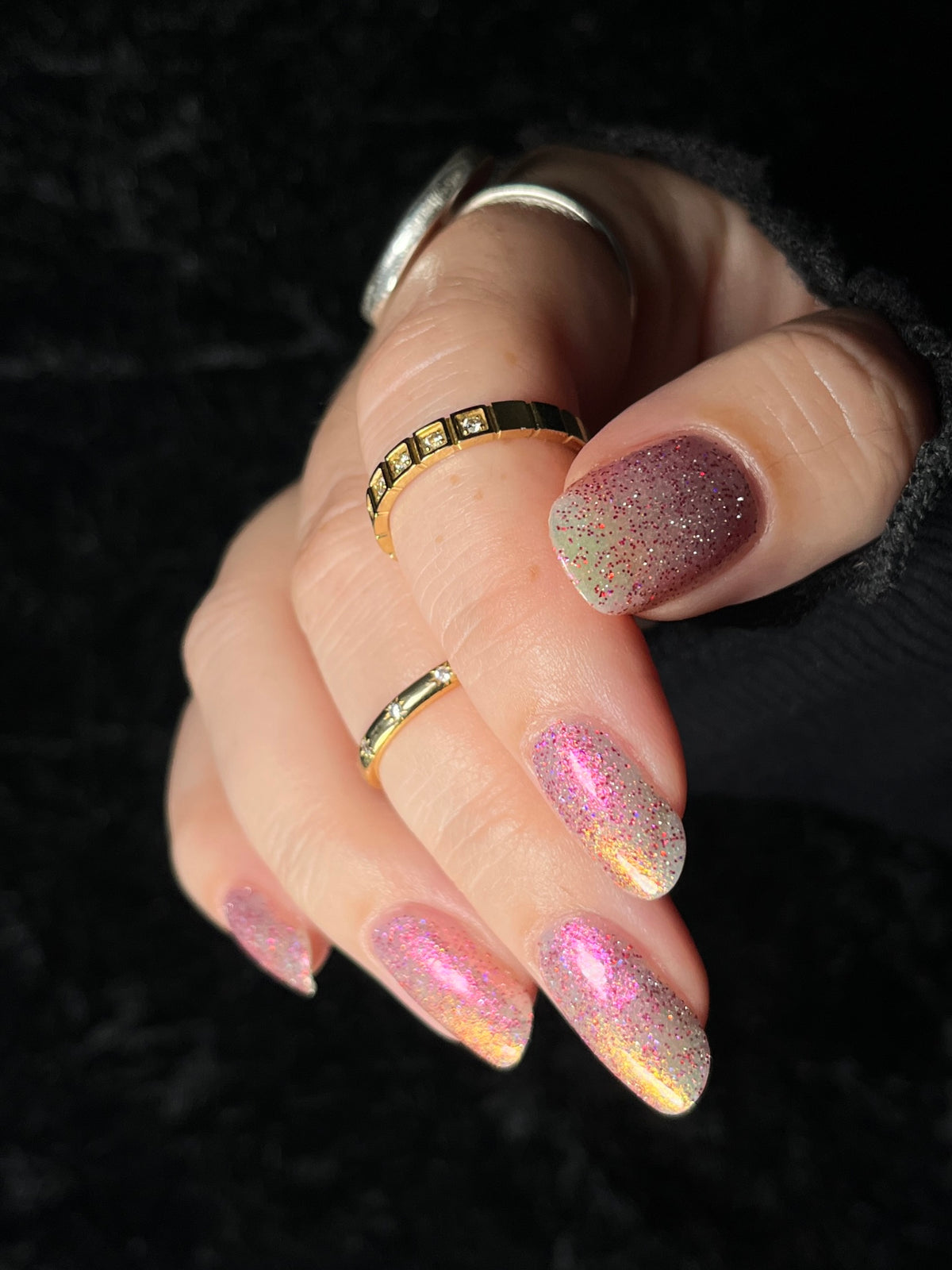 Also Hikaru 光 (buildable glitter-shimmer topper)