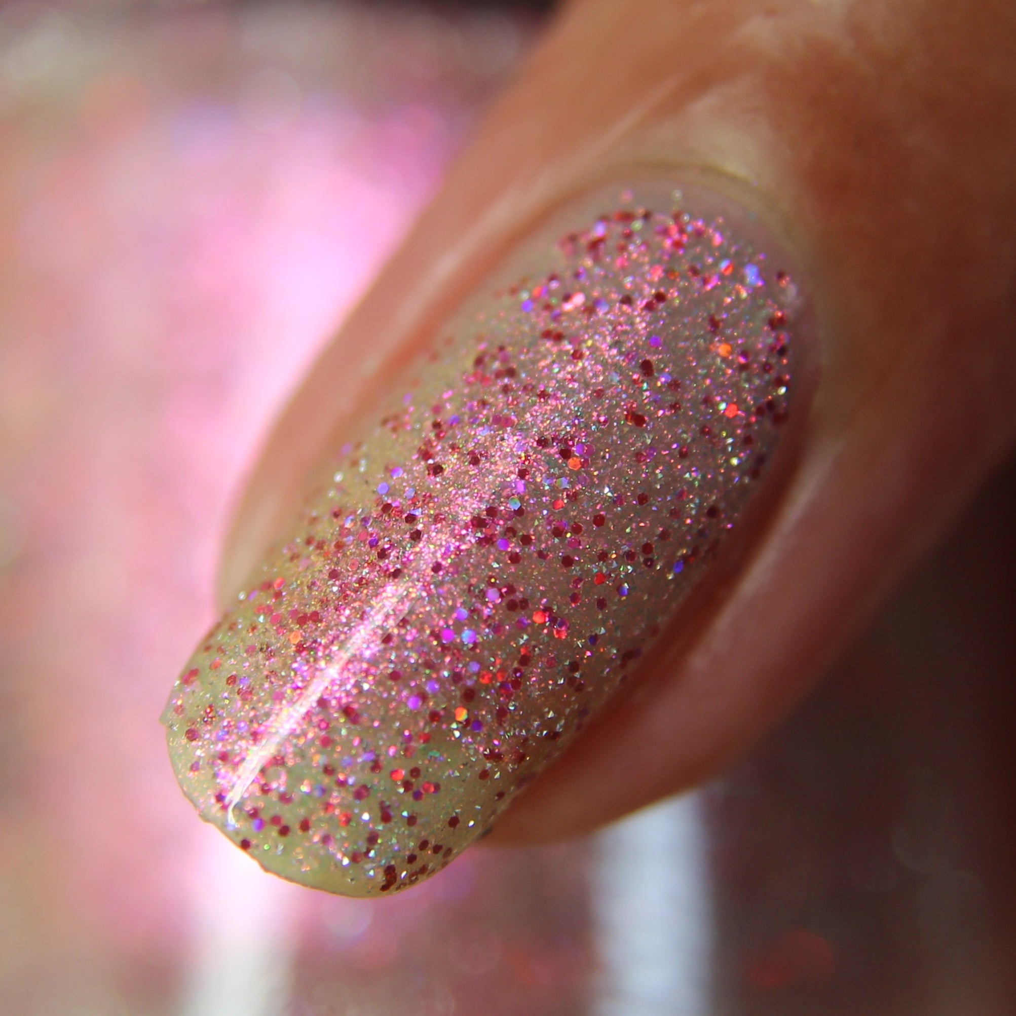 Also Hikaru 光 (buildable glitter-shimmer topper)
